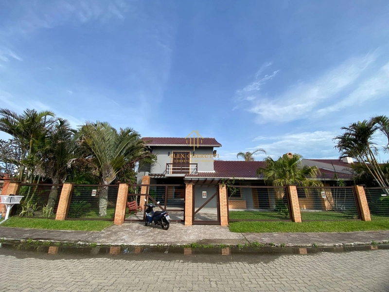 Aluguel de temporada em Noiva do Mar, casa com 5 suítes: 1ª foto da galeria de imagens do imóvel