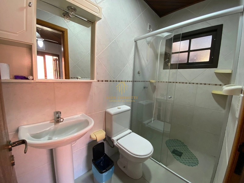 Aluguel de temporada em Noiva do Mar, casa com 5 suítes: 15ª foto da galeria de imagens do imóvel