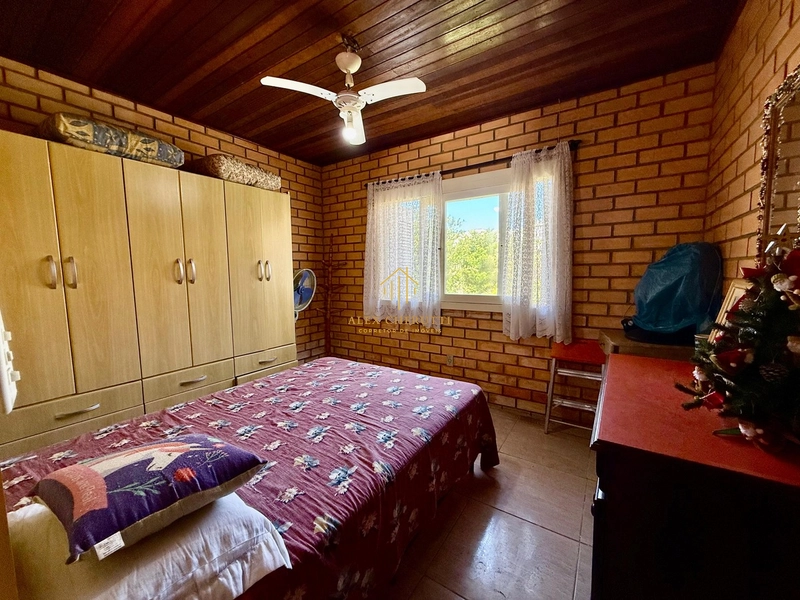 Casa à venda próximo do mar em Atlântida Sul: 11ª foto da galeria de imagens do imóvel