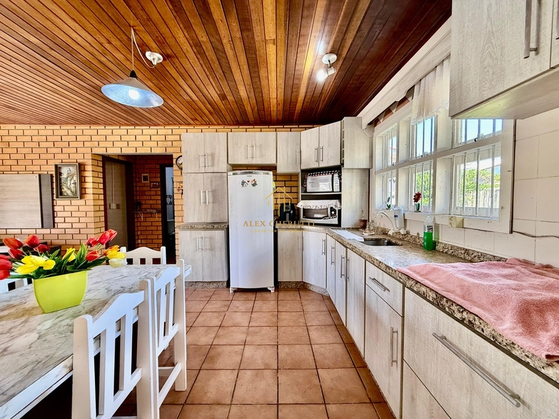 Casa à venda próximo do mar em Atlântida Sul: 8ª foto da galeria de imagens do imóvel