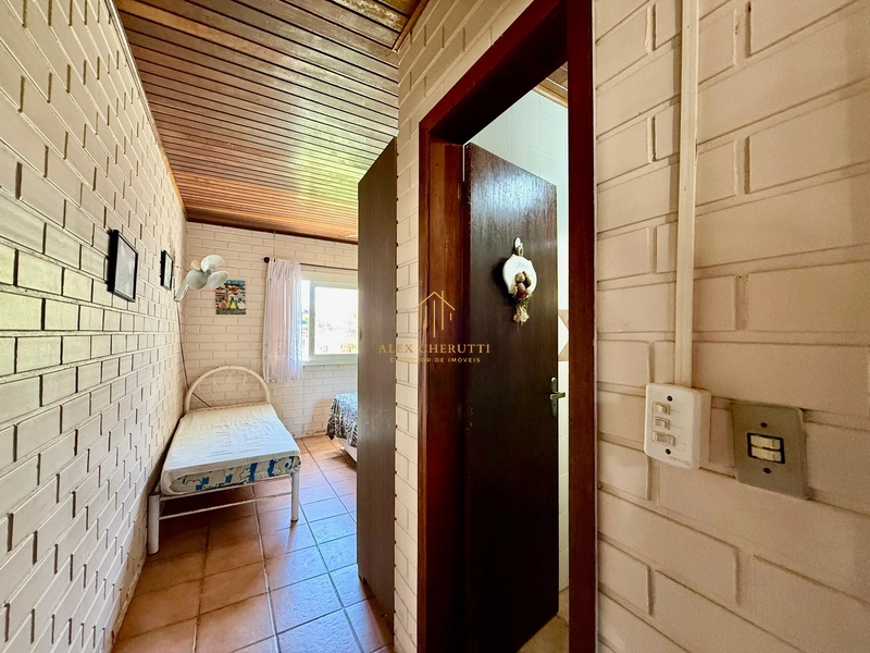 Casa à venda próximo do mar em Atlântida Sul: 21ª foto da galeria de imagens do imóvel