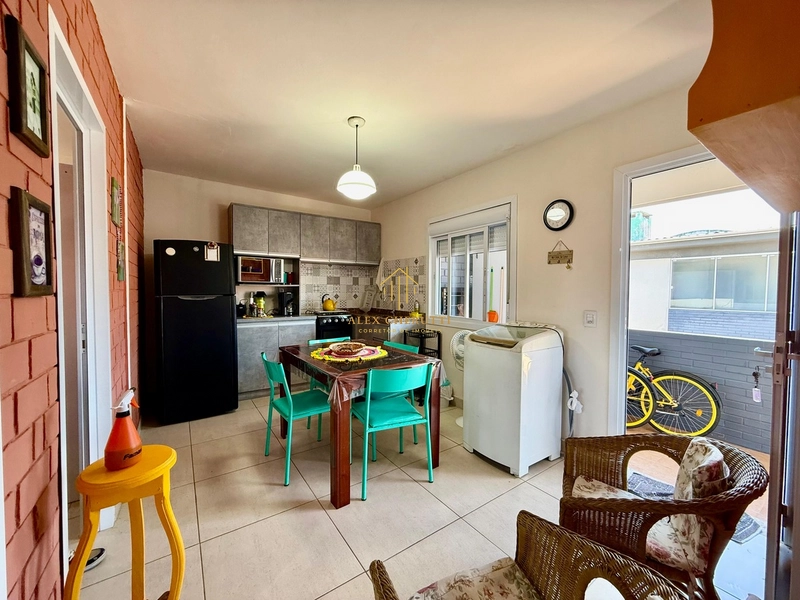 Apartamento  mobiliado em Rainha do Mar, 2 dormitórios: 2ª foto da galeria de imagens do imóvel