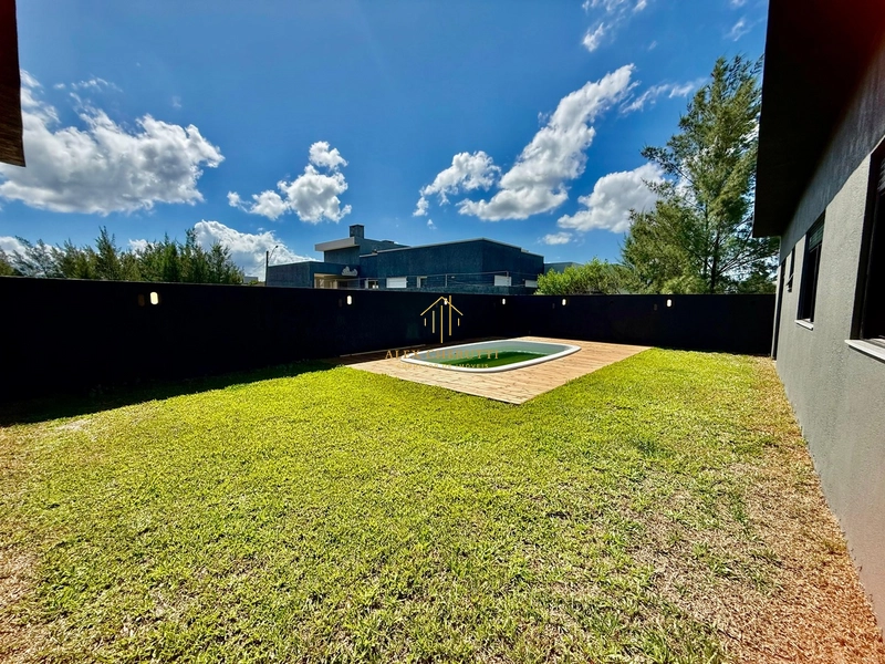 Casa nova na Praia de Atlântida Sul, 3 dormitórios: 23ª foto da galeria de imagens do imóvel