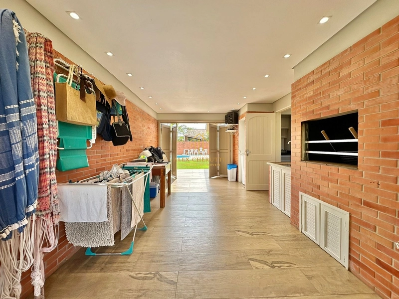 Casa mobiiada à venda na praia de Arpoador, 3 dormitórios: 3ª foto da galeria de imagens do imóvel