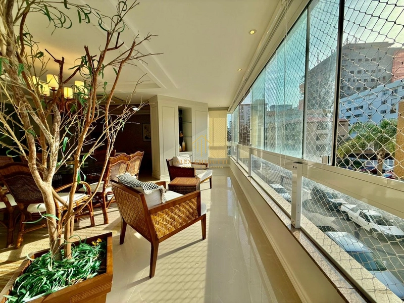 Lindo apartamento no centro de Capão da Canoa: 1ª foto da galeria de imagens do imóvel