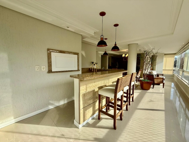 Lindo apartamento no centro de Capão da Canoa: 10ª foto da galeria de imagens do imóvel