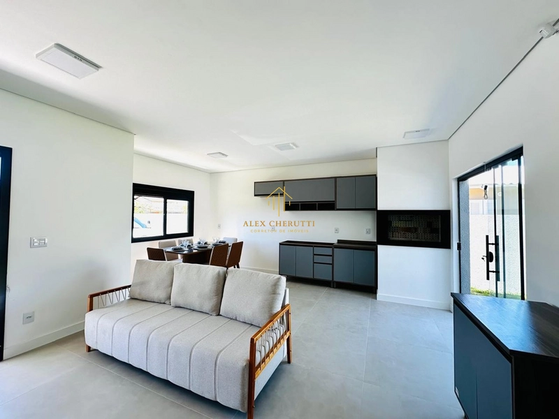 Casa à venda na praia de Atlântida Sul, 3 dormitórios: 4ª foto da galeria de imagens do imóvel