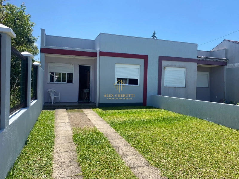 Casa geminada à venda na praia de Rainha do Mar, 2 dormitórios: 1ª foto da galeria de imagens do imóvel