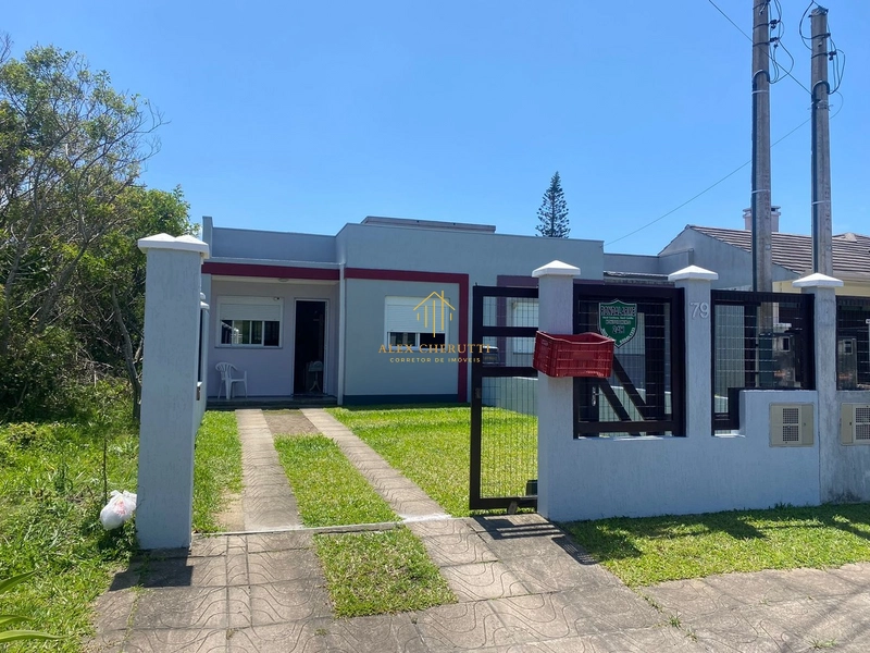 Casa geminada à venda na praia de Rainha do Mar, 2 dormitórios: 2ª foto da galeria de imagens do imóvel