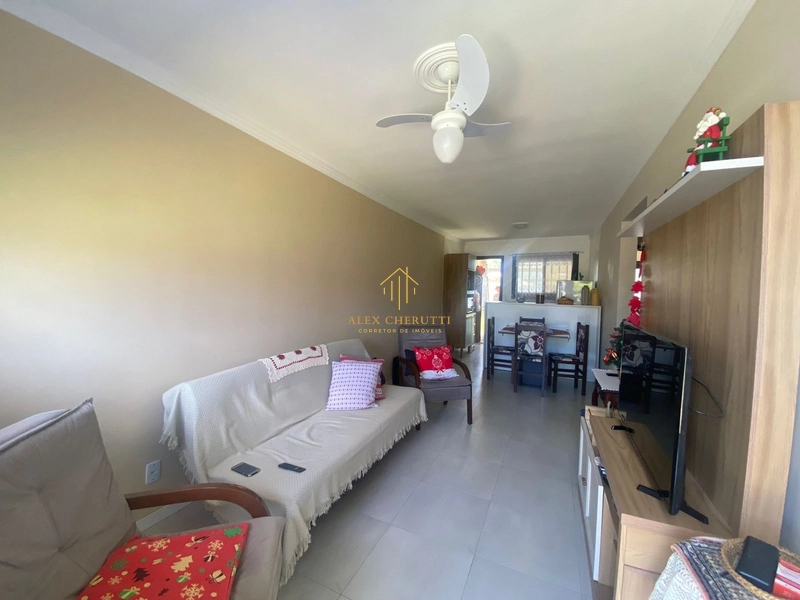 Casa geminada à venda na praia de Rainha do Mar, 2 dormitórios: 4ª foto da galeria de imagens do imóvel