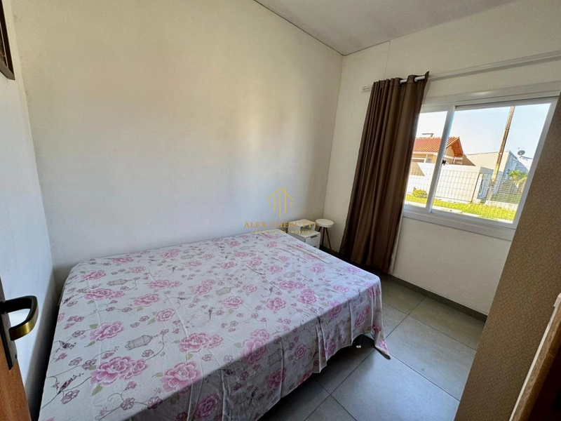 Linda casa na praia de Atlântida Sul, 5 dormitórios: 13ª foto da galeria de imagens do imóvel