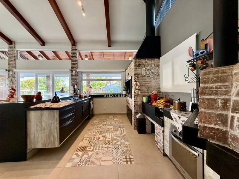 Maravilhosa casa à venda com exclusividade Alex Cherutti, 6 quartos: 36ª foto da galeria de imagens do imóvel