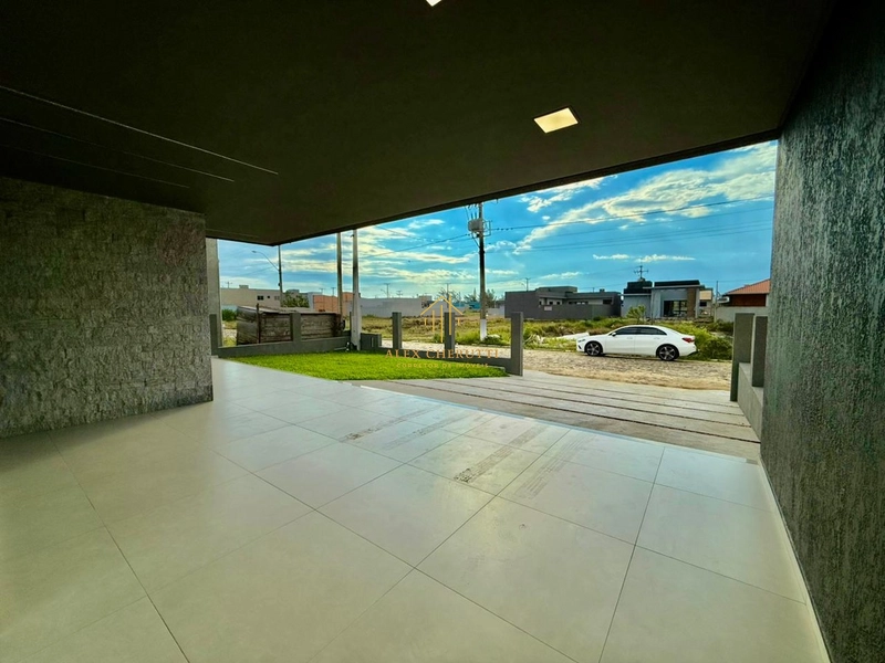 Belíssima casa nova na praia de Atlântida Sul, 3 dormitórios: 10ª foto da galeria de imagens do imóvel