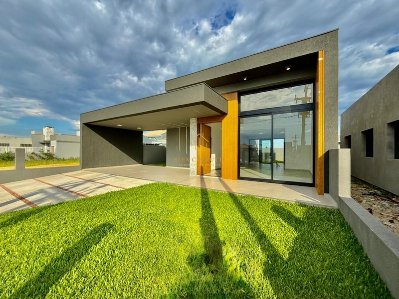 Belíssima casa nova na praia de Atlântida Sul, 3 dormitórios