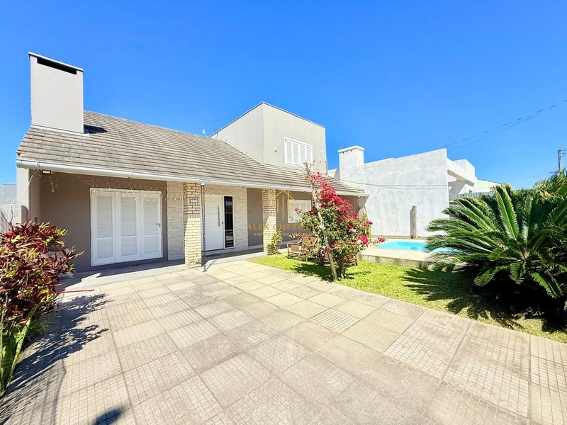 Casa à venda na praia de Mariápolis, 5 dormitórios: 3ª foto da galeria de imagens do imóvel