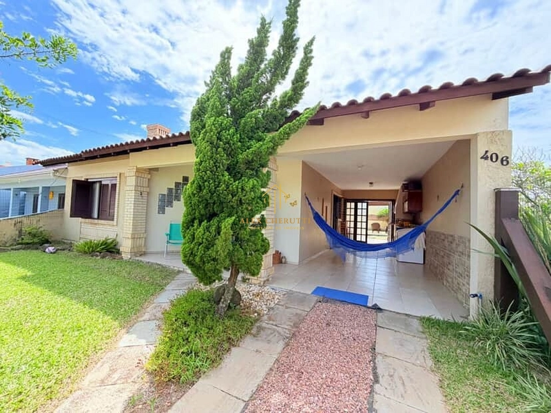 Casa à venda na praia de Noiva do Mar