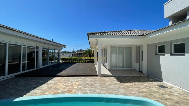 Bela casa de esquina com 2 terrenos em Noiva do Mar: 46ª foto da galeria de imagens do imóvel