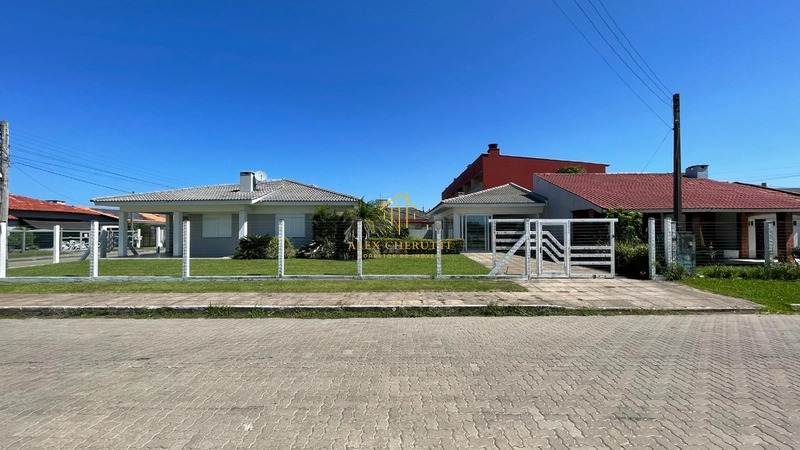 Bela casa de esquina com 2 terrenos em Noiva do Mar: 7ª foto da galeria de imagens do imóvel