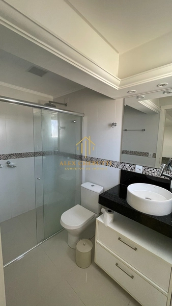 Bela casa de esquina com 2 terrenos em Noiva do Mar: 35ª foto da galeria de imagens do imóvel