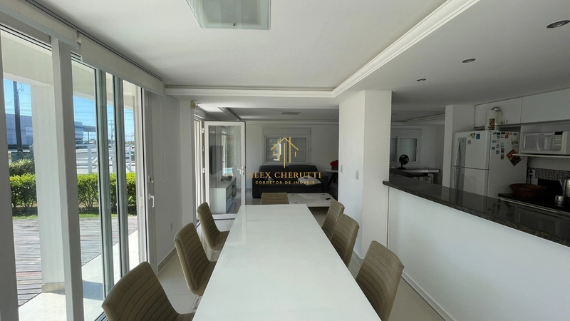 Bela casa de esquina com 2 terrenos em Noiva do Mar: 18ª foto da galeria de imagens do imóvel