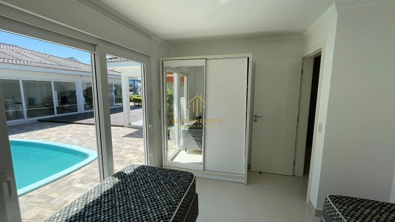 Bela casa de esquina com 2 terrenos em Noiva do Mar: 36ª foto da galeria de imagens do imóvel