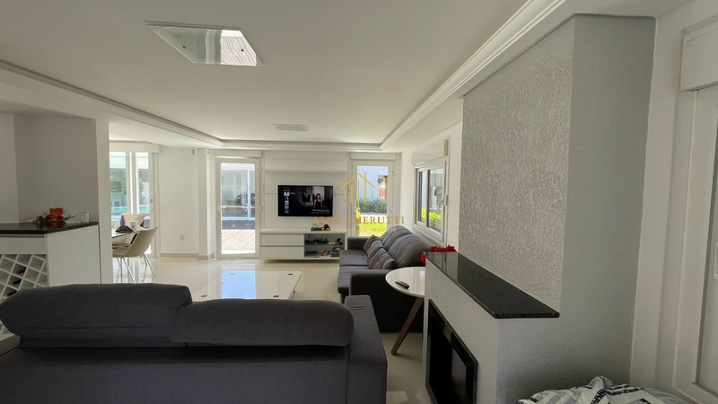 Bela casa de esquina com 2 terrenos em Noiva do Mar: 13ª foto da galeria de imagens do imóvel