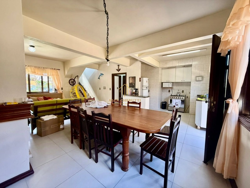 Linda casa à venda em Imbé, 8 dormitórios: 12ª foto da galeria de imagens do imóvel