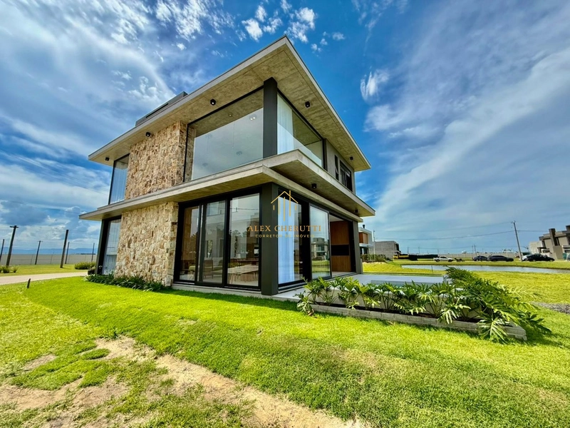 Casa lindíssima em condomínio fechado em Xangri-lá: 5ª foto da galeria de imagens do imóvel