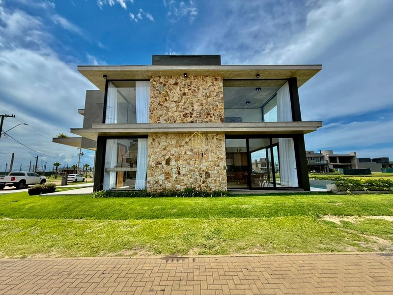 Casa lindíssima em condomínio fechado em Xangri-lá: 9ª foto da galeria de imagens do imóvel