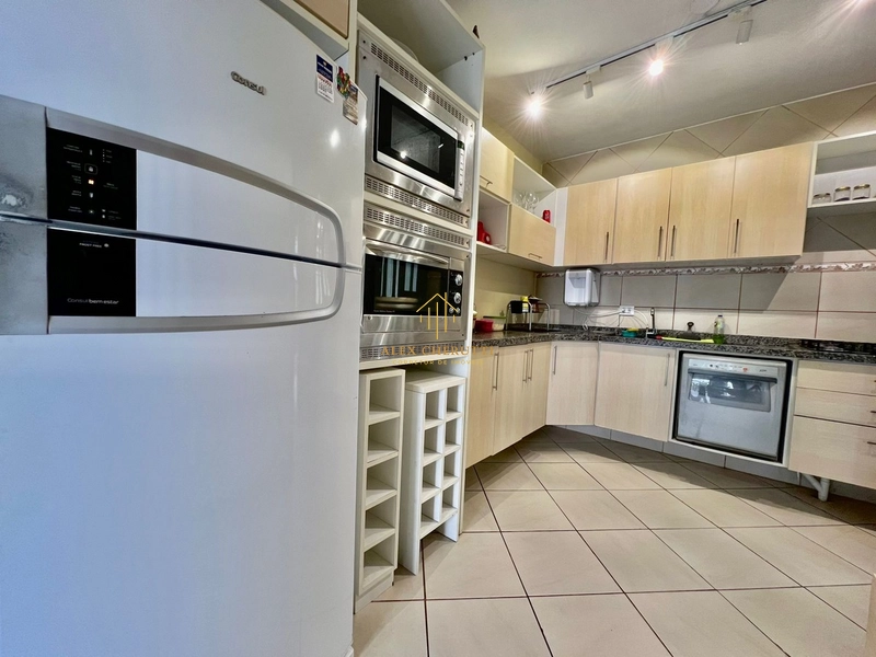 Bela casa à venda na praia de Atlântida Sul, 3 dormitórios: 13ª foto da galeria de imagens do imóvel