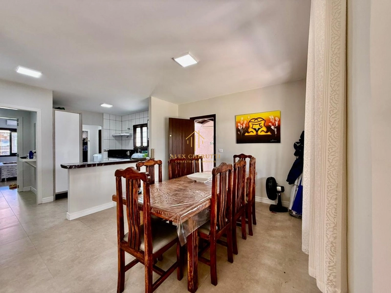 Casa linda à venda na praia de Rainha do Mar, 4 dormitórios: 11ª foto da galeria de imagens do imóvel