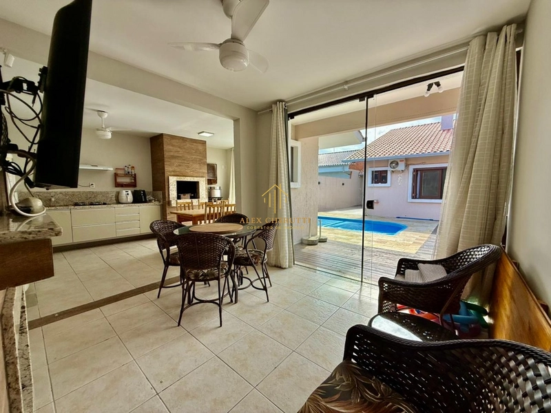 Casa linda à venda na praia de Rainha do Mar, 4 dormitórios: 18ª foto da galeria de imagens do imóvel