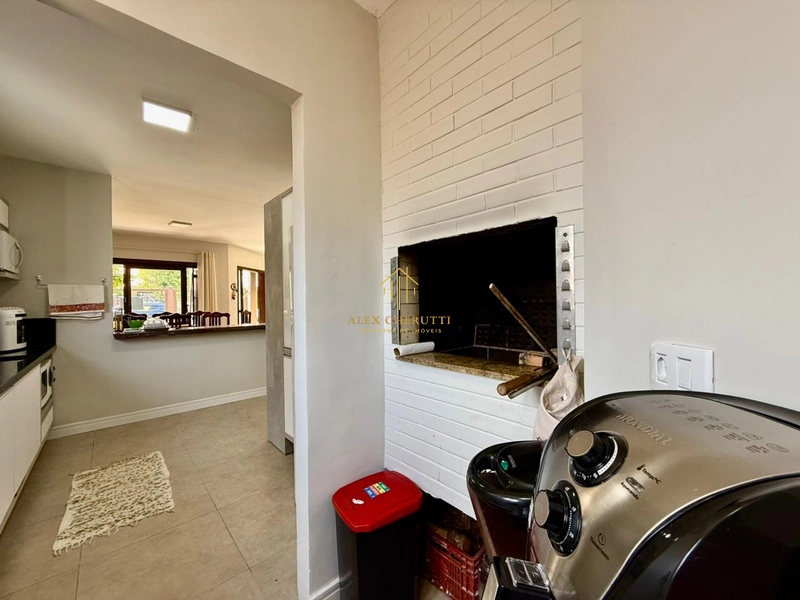 Casa linda à venda na praia de Rainha do Mar, 4 dormitórios: 31ª foto da galeria de imagens do imóvel