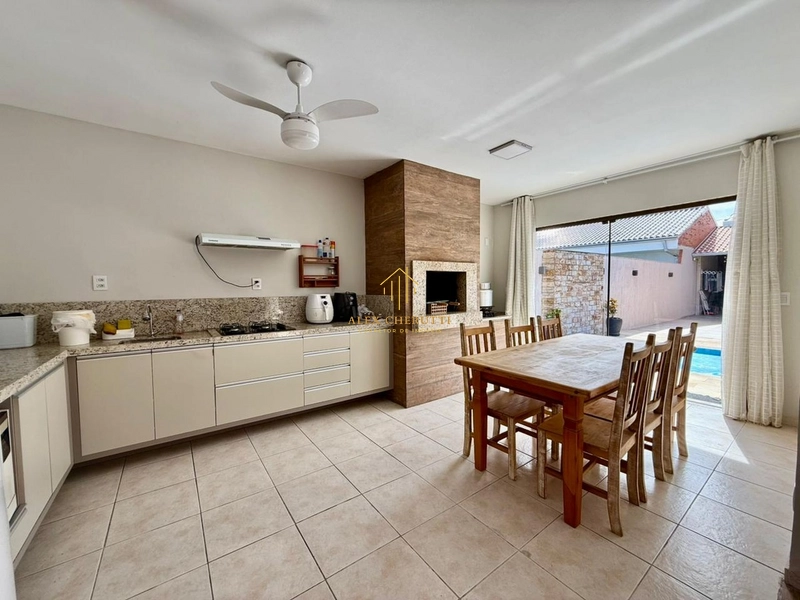 Casa linda à venda na praia de Rainha do Mar, 4 dormitórios: 37ª foto da galeria de imagens do imóvel