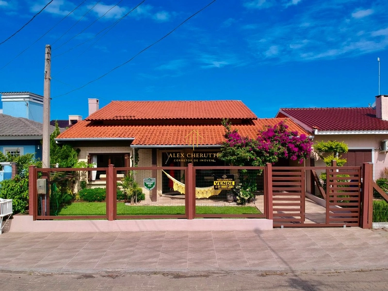 Casa linda à venda na praia de Rainha do Mar, 4 dormitórios