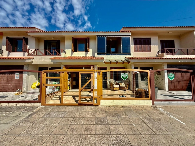 Casa à venda na praia de Rainha do Mar, 3 dormitórios