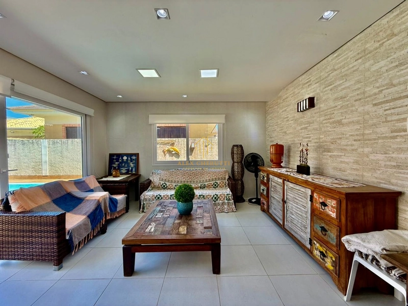 Lindo sobrado mobiliado e decorado à venda em Atlântida Sul: 16ª foto da galeria de imagens do imóvel