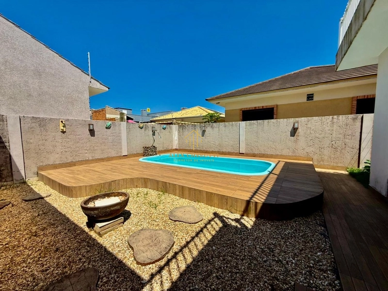 Lindo sobrado mobiliado e decorado à venda em Atlântida Sul: 45ª foto da galeria de imagens do imóvel