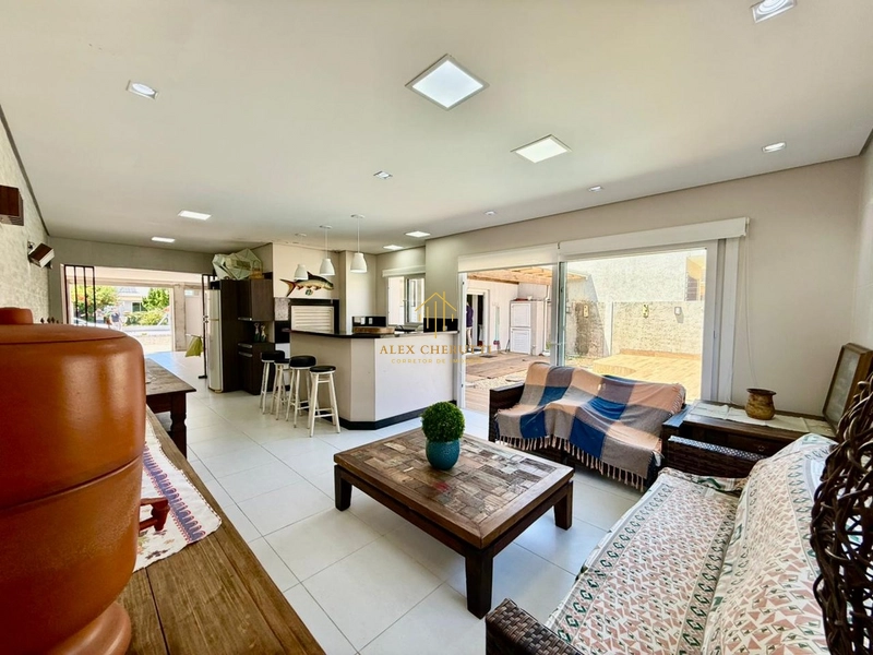 Lindo sobrado mobiliado e decorado à venda em Atlântida Sul: 17ª foto da galeria de imagens do imóvel