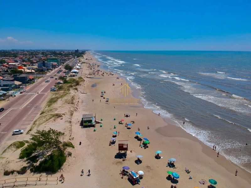 Lindo sobrado mobiliado e decorado à venda em Atlântida Sul: 11ª foto da galeria de imagens do imóvel