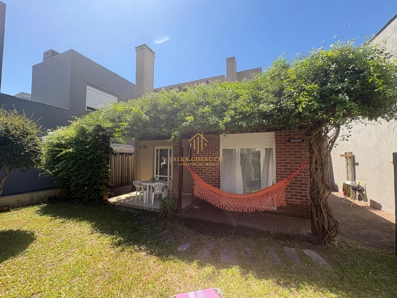 Casa finamene mobiliada e decorada no condomíinio Las Palmas: 3ª foto da galeria de imagens do imóvel