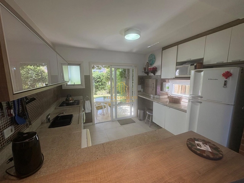 Casa finamene mobiliada e decorada no condomíinio Las Palmas: 13ª foto da galeria de imagens do imóvel