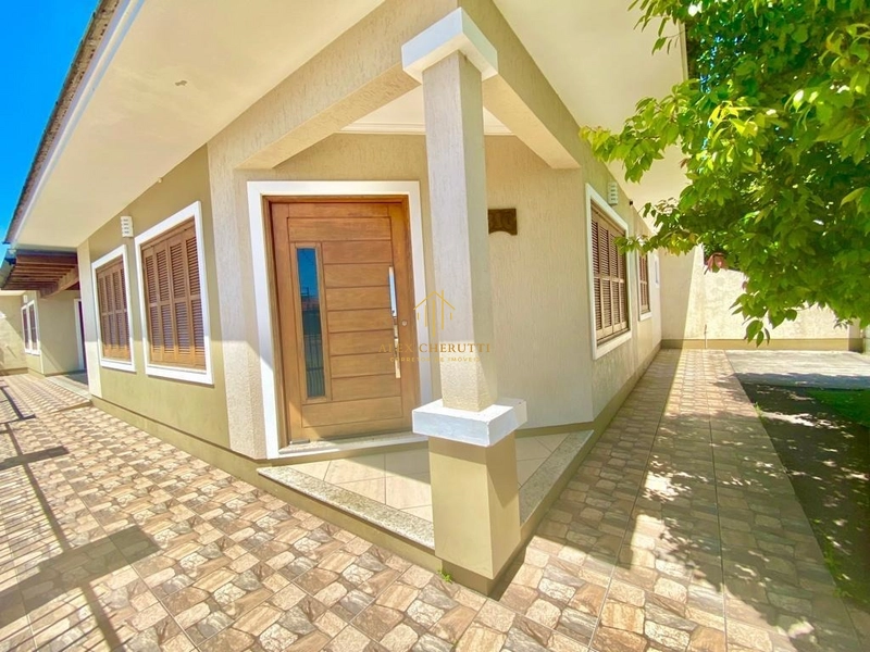 Casa à venda na praia de Atlântida Sul, 5 dormitóorios: 4ª foto da galeria de imagens do imóvel