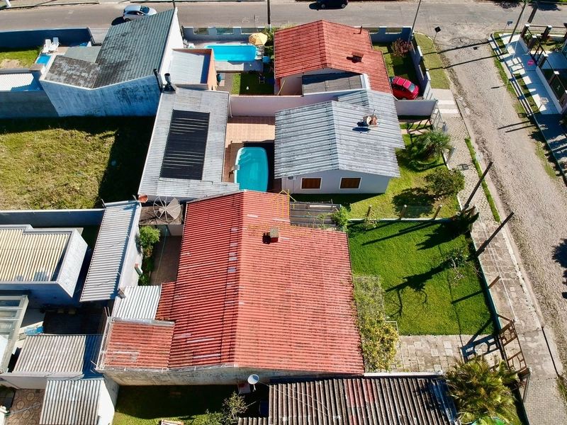 Casa à venda em ótima localização na praia de Atlântida Sul: 28ª foto da galeria de imagens do imóvel