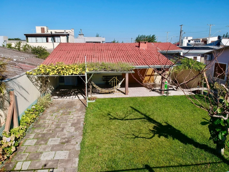 Casa à venda em ótima localização na praia de Atlântida Sul: 26ª foto da galeria de imagens do imóvel