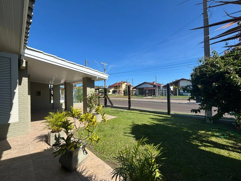 Casa à venda na praia de Atlântida  Sul, 3 dormitórios: 7ª foto da galeria de imagens do imóvel
