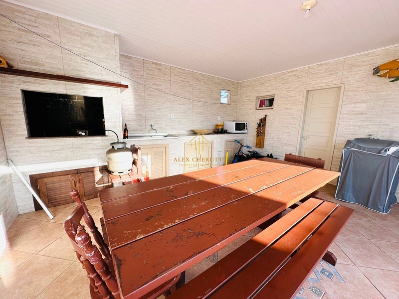 Casa à venda com 2 terrenos em Atlântida Sul: 21ª foto da galeria de imagens do imóvel