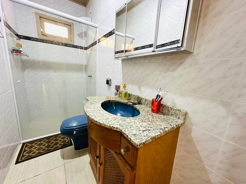 Casa à venda com 2 terrenos em Atlântida Sul: 15ª foto da galeria de imagens do imóvel