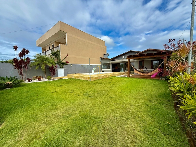 Casa na Praia de Atlântida Sul, 3 dormitórios: 4ª foto da galeria de imagens do imóvel