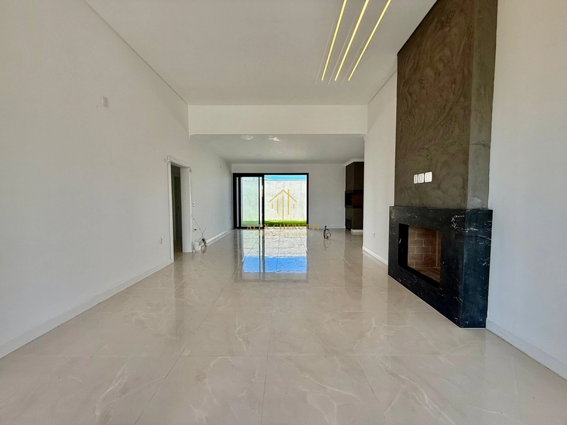 Casa na Praia de Atlântida Sul, 3 dormitórios: 10ª foto da galeria de imagens do imóvel